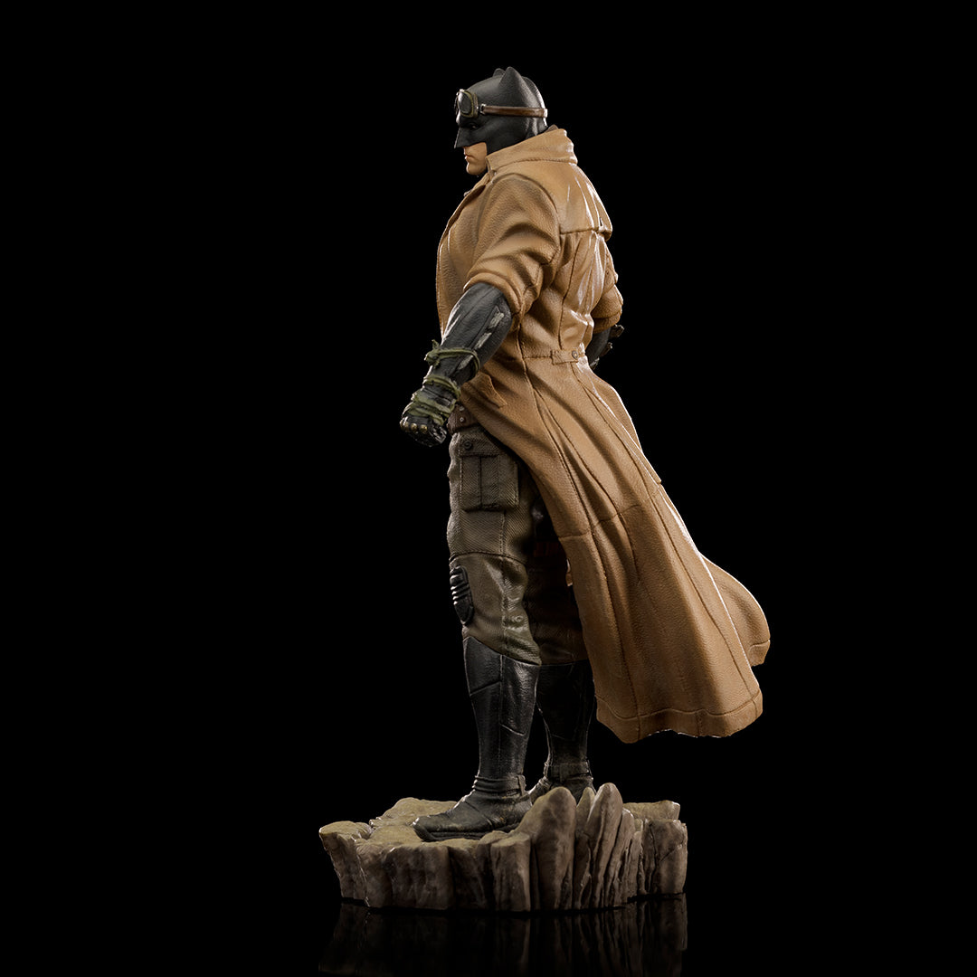 PRE-ORDER Zack Snyder's Justice League - Knightmare Batman Art Scale 1/10