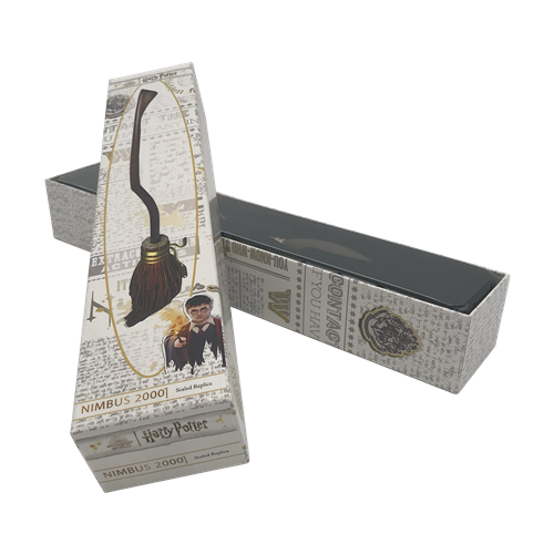 PRE-ORDER Scaled Prop Replica - Harry Potter - Nimbus 2000