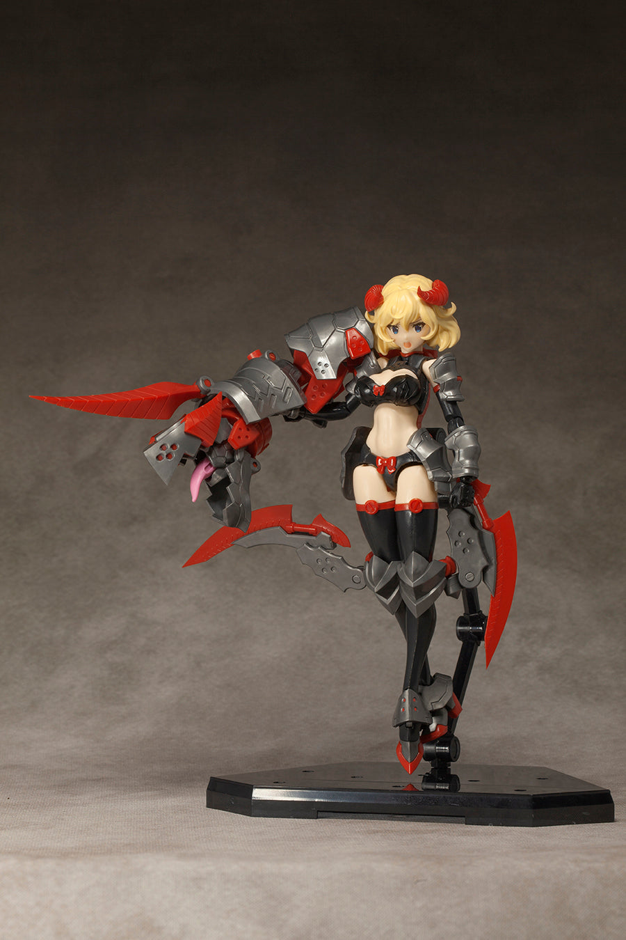 PRE-ORDER Dark Advent Vol.1 - Dragondress Sophia DX Ver. 1.1
