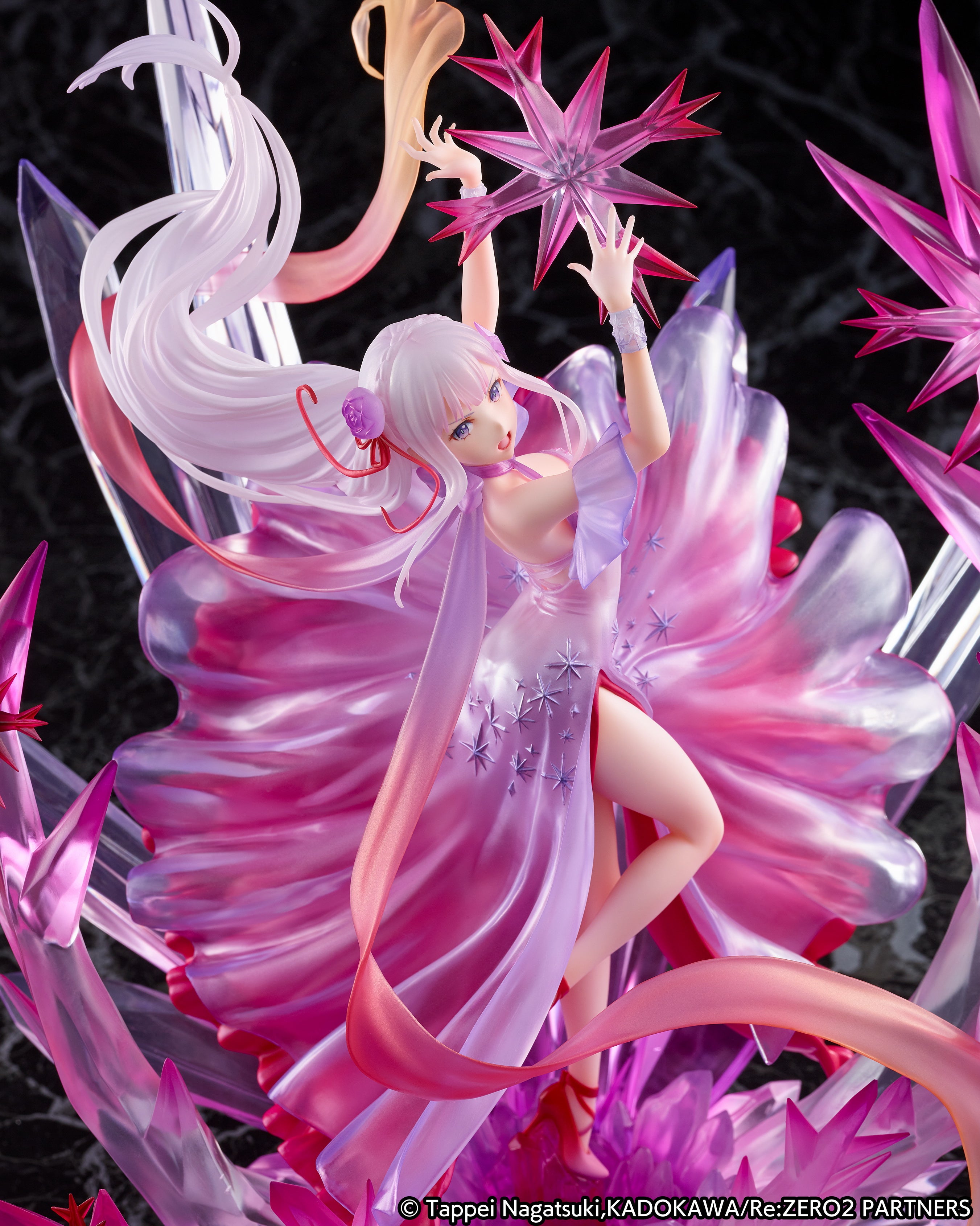PRE-ORDER Re:ZERO − Starting Life in Another World - Frozen Emilia -Crystal Dress Ver- 1/7