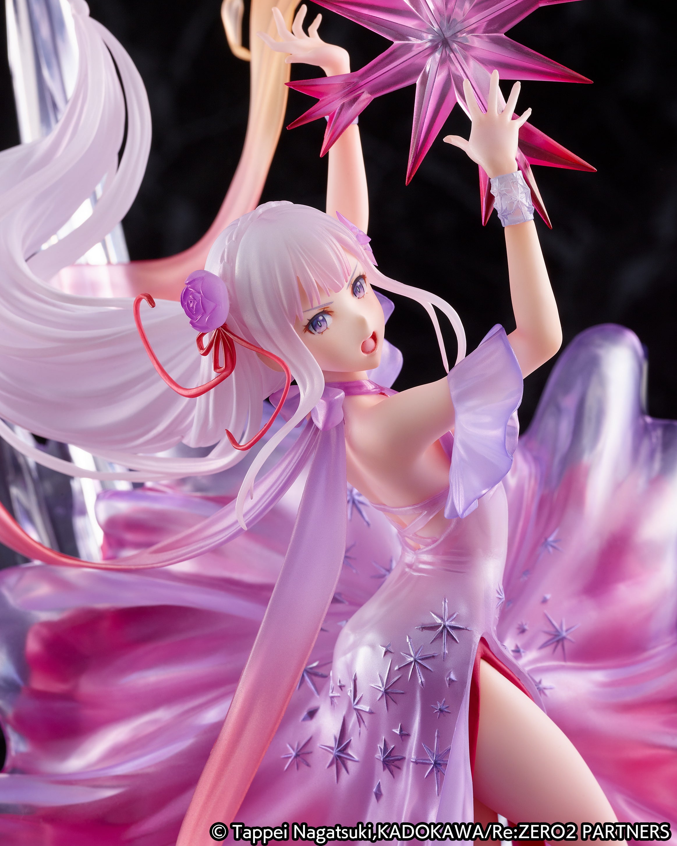PRE-ORDER Re:ZERO − Starting Life in Another World - Frozen Emilia -Crystal Dress Ver- 1/7