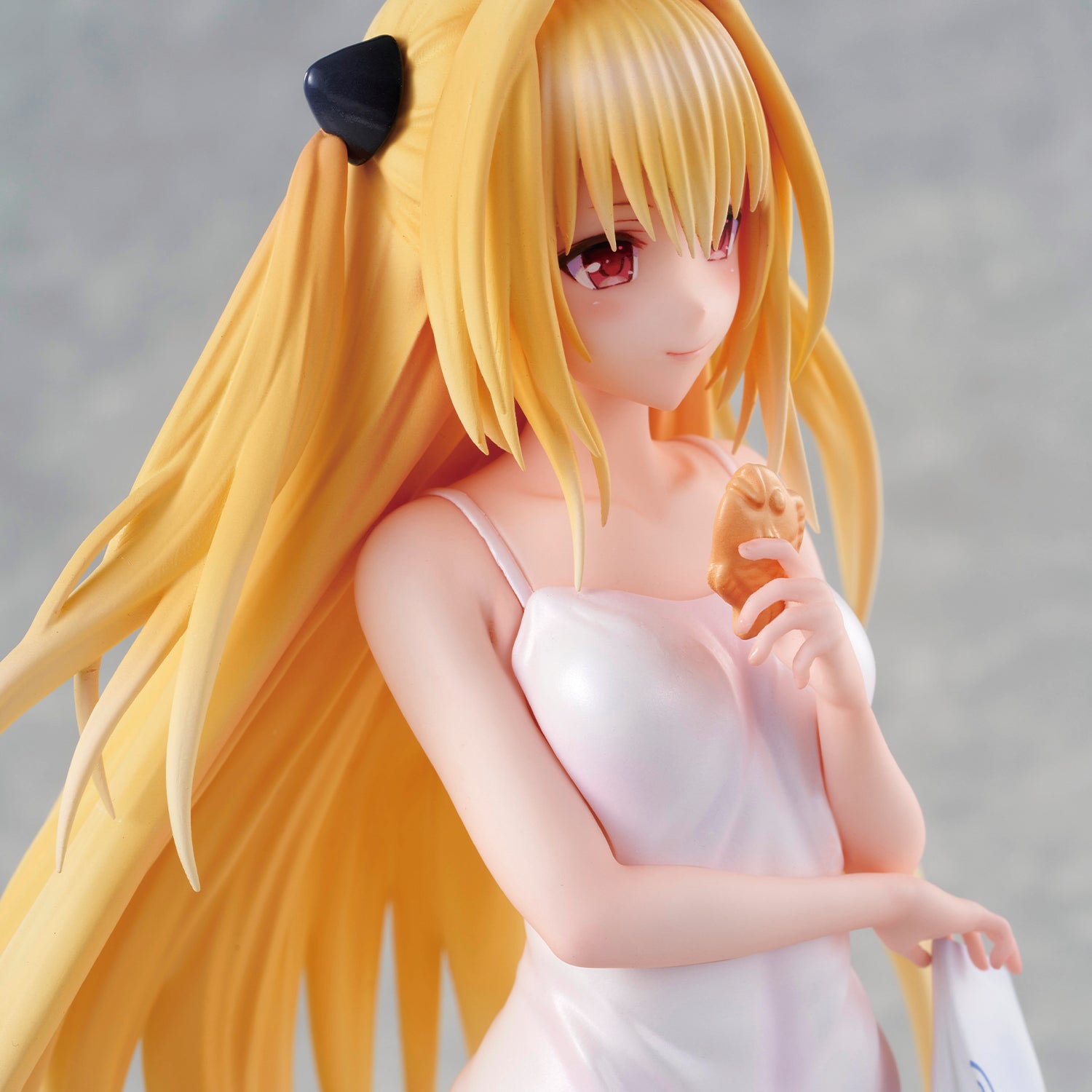 PRE-ORDER To LOVE-Ru - Golden Darkness 1/6