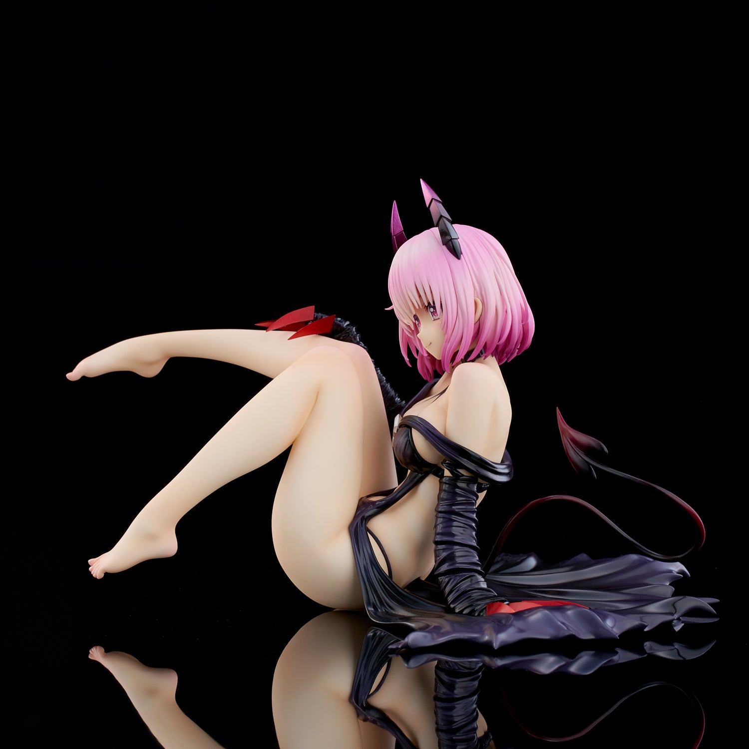 PRE-ORDER To LOVEru Darkness - Momo Belia Deviluke: Darkness ver. 1/6 [2nd Release]