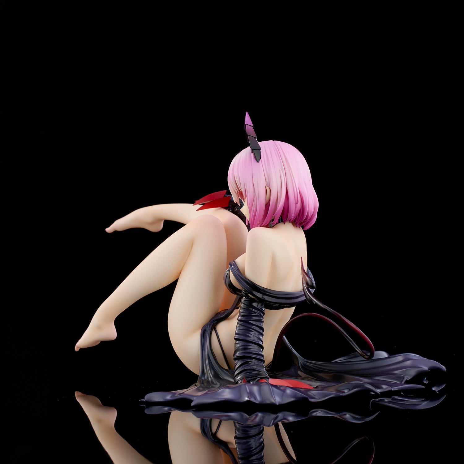 PRE-ORDER To LOVEru Darkness - Momo Belia Deviluke: Darkness ver. 1/6 [2nd Release]