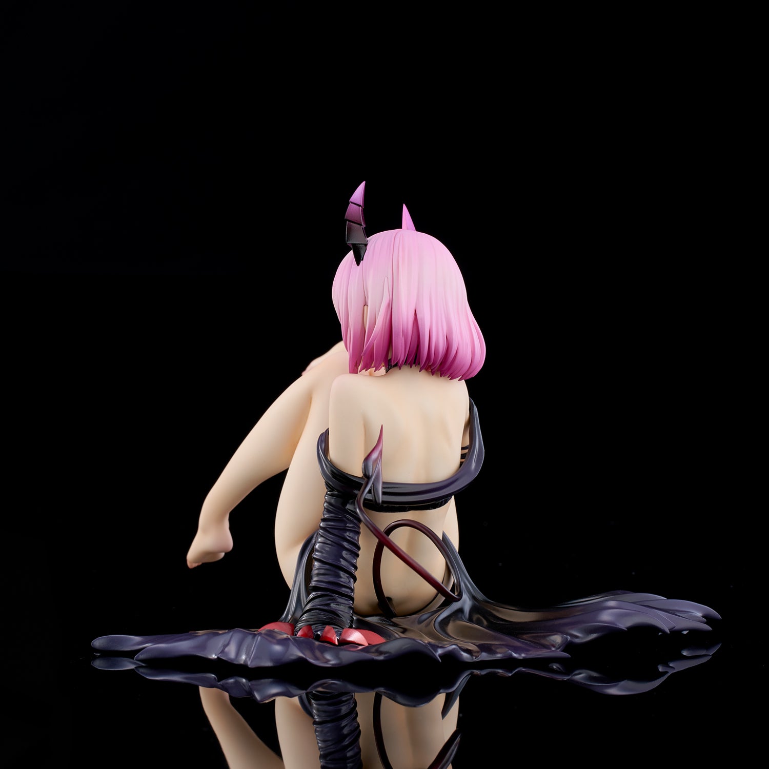PRE-ORDER To LOVEru Darkness - Momo Belia Deviluke: Darkness ver. 1/6 [2nd Release]