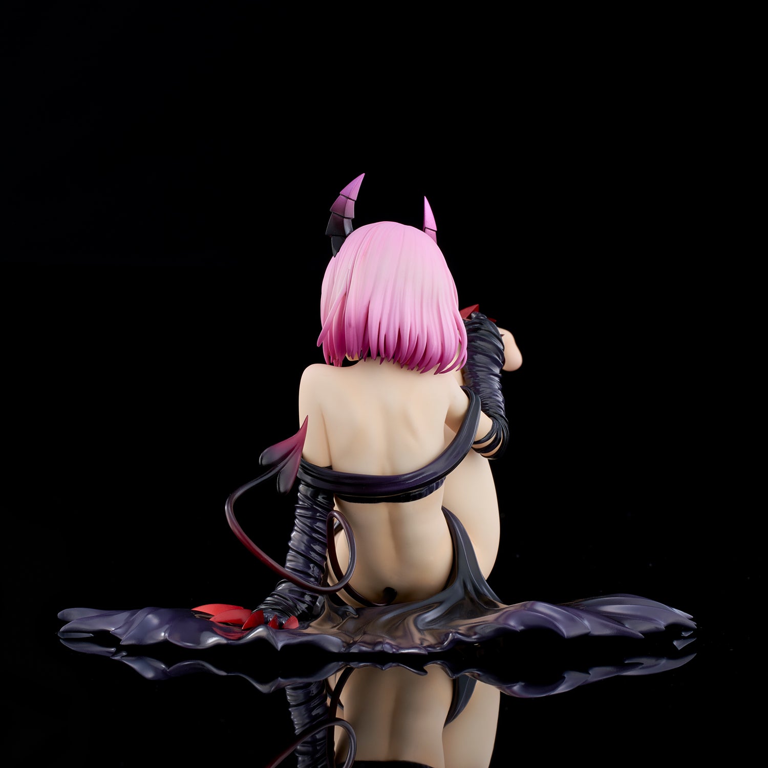 PRE-ORDER To LOVEru Darkness - Momo Belia Deviluke: Darkness ver. 1/6 [2nd Release]