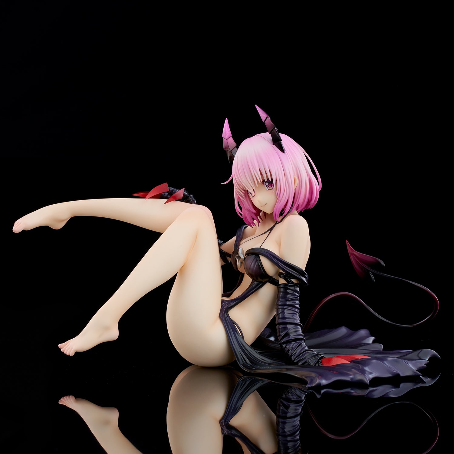 PRE-ORDER To LOVEru Darkness - Momo Belia Deviluke: Darkness ver. 1/6 [2nd Release]