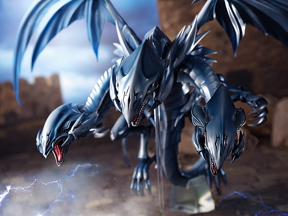 PRE-ORDER Yu-Gi-Oh! - Blue-Eyes Ultimate Dragon [EXCLUSIVE]