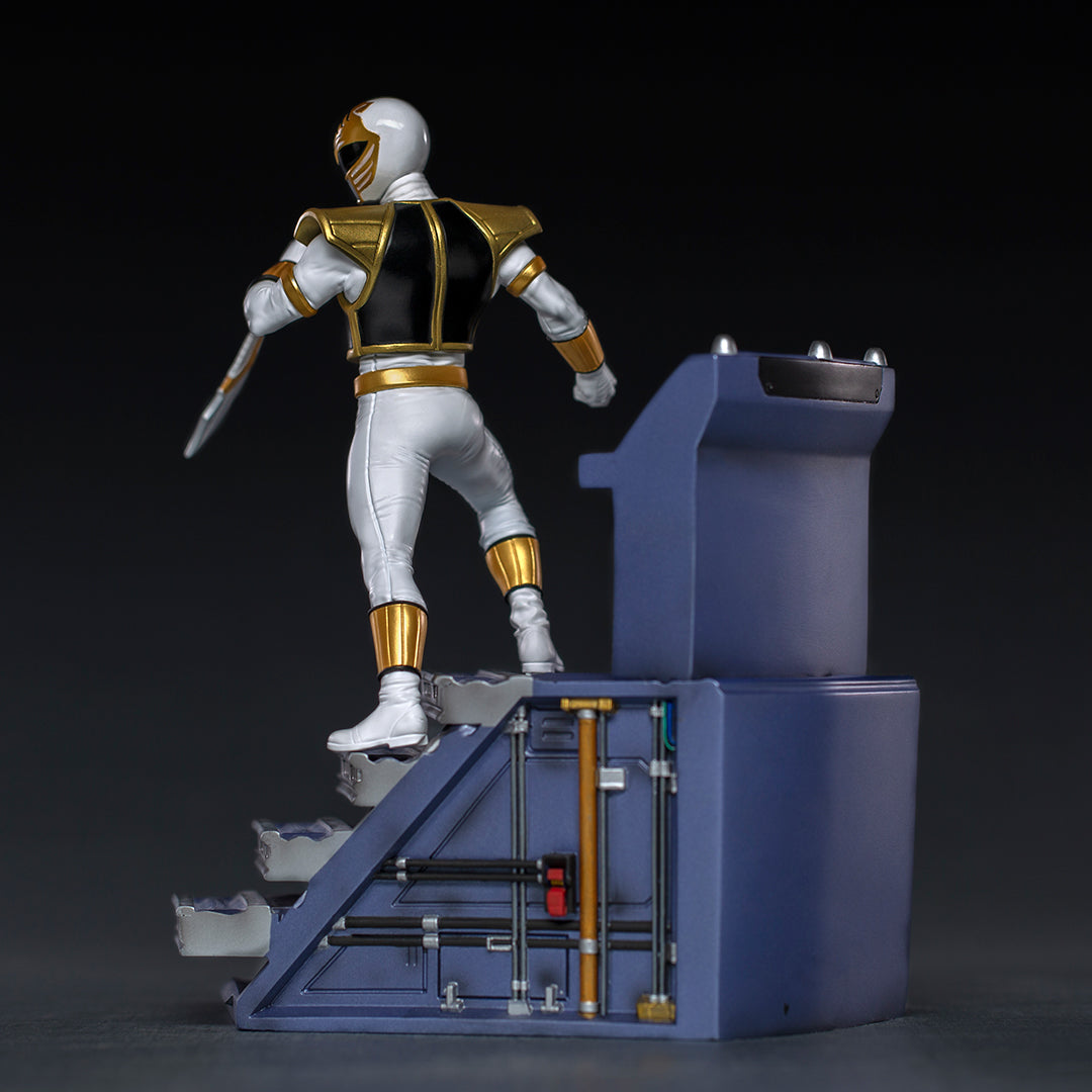 PRE-ORDER Mighty Morphin Power Rangers - White Ranger BDS Art Scale 1/10