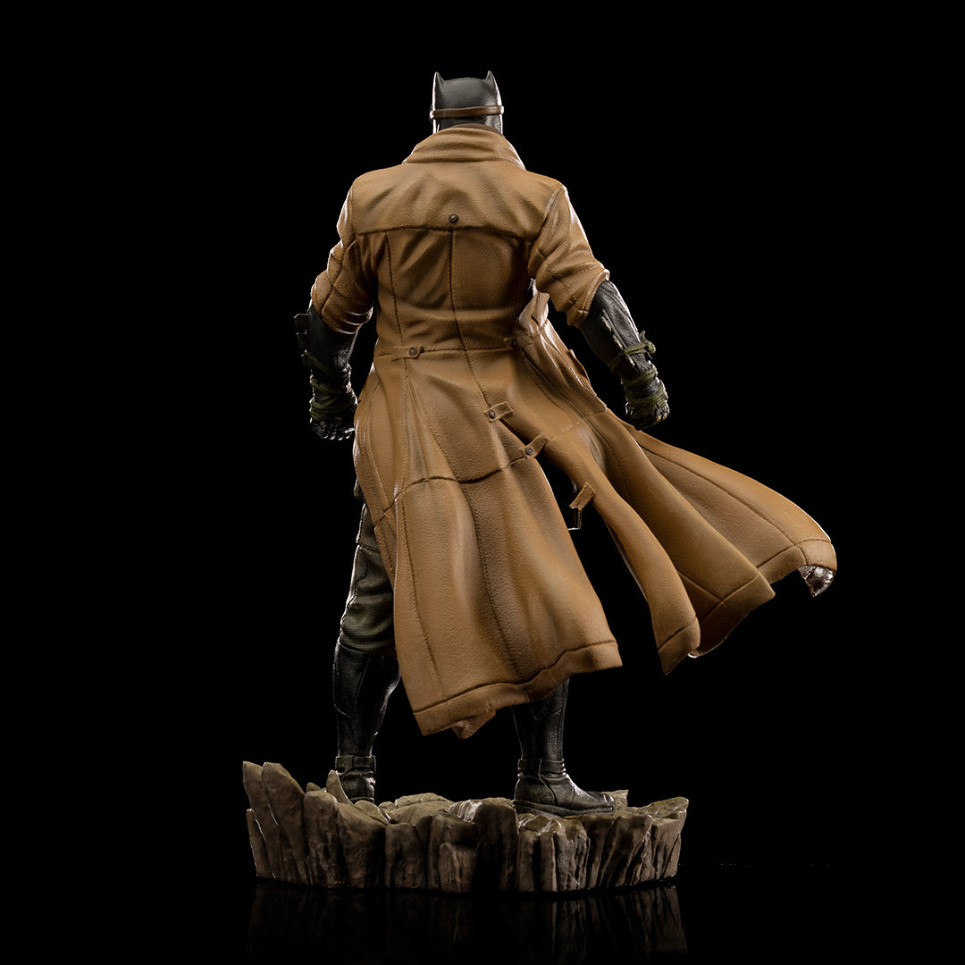 PRE-ORDER Zack Snyder's Justice League - Knightmare Batman Art Scale 1/10