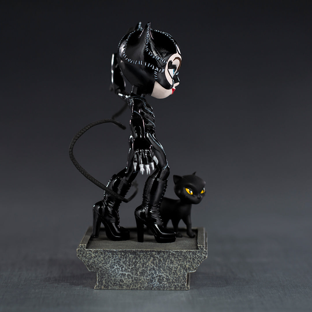 PRE-ORDER MiniCo - Batman Returns - Catwoman