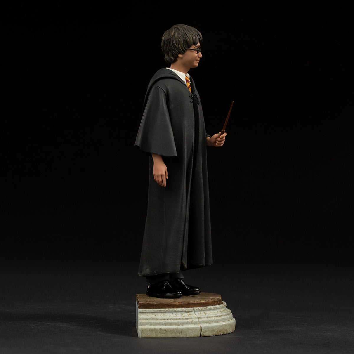 PRE-ORDER Harry Potter - Harry Potter Art Scale 1/10