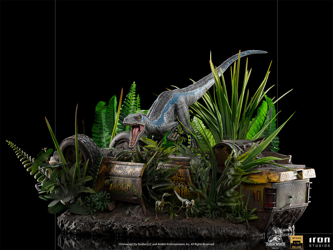 PRE-ORDER Jurassic World Fallen Kingdom - Blue Deluxe Art Scale 1/10