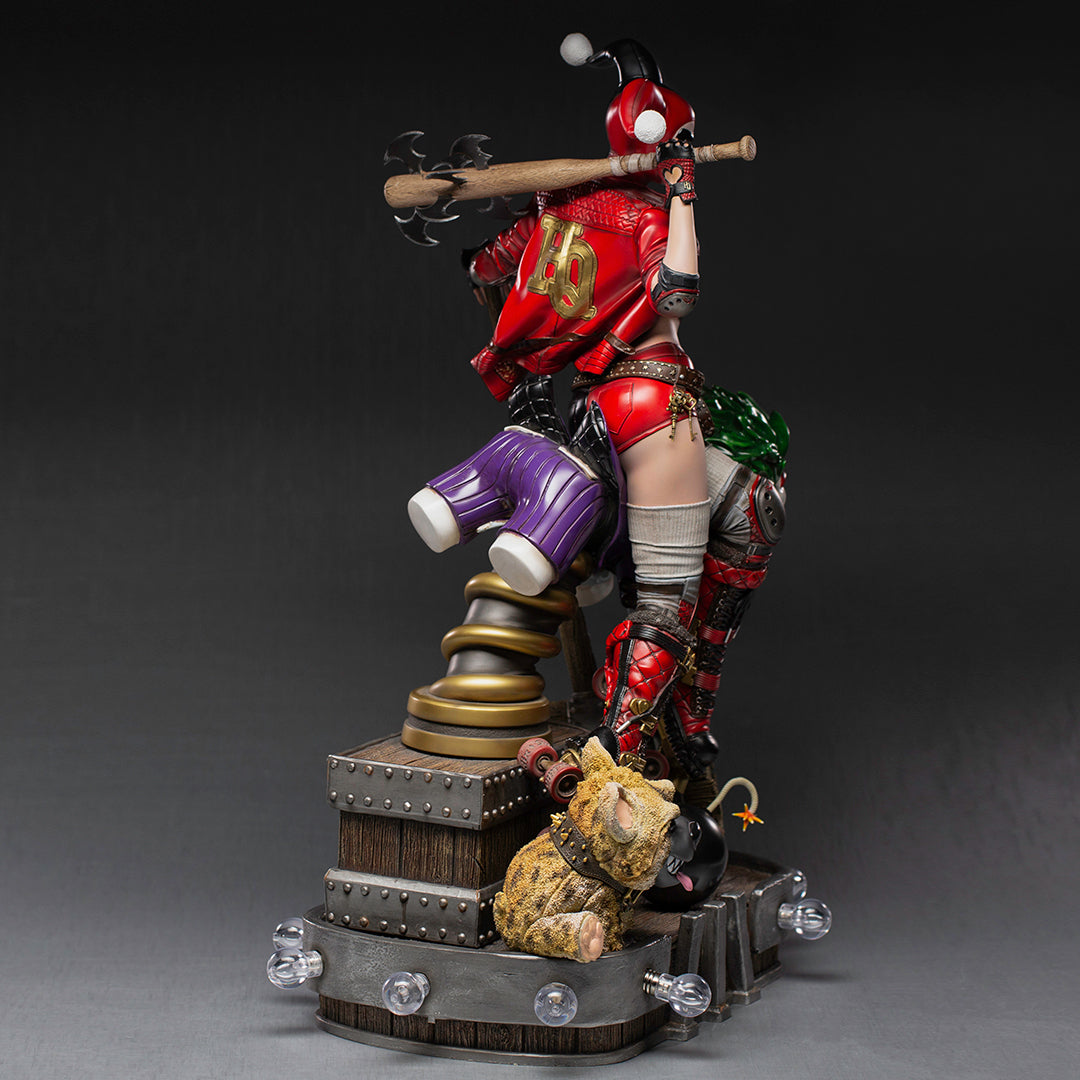 PRE-ORDER DC Comics - Harley Quinn Prime Scale 1/3
