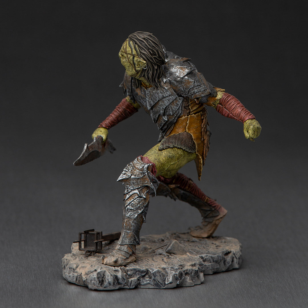 PRE-ORDER Lord of the Rings - Swordsman Orc BDS Art Scale 1/10
