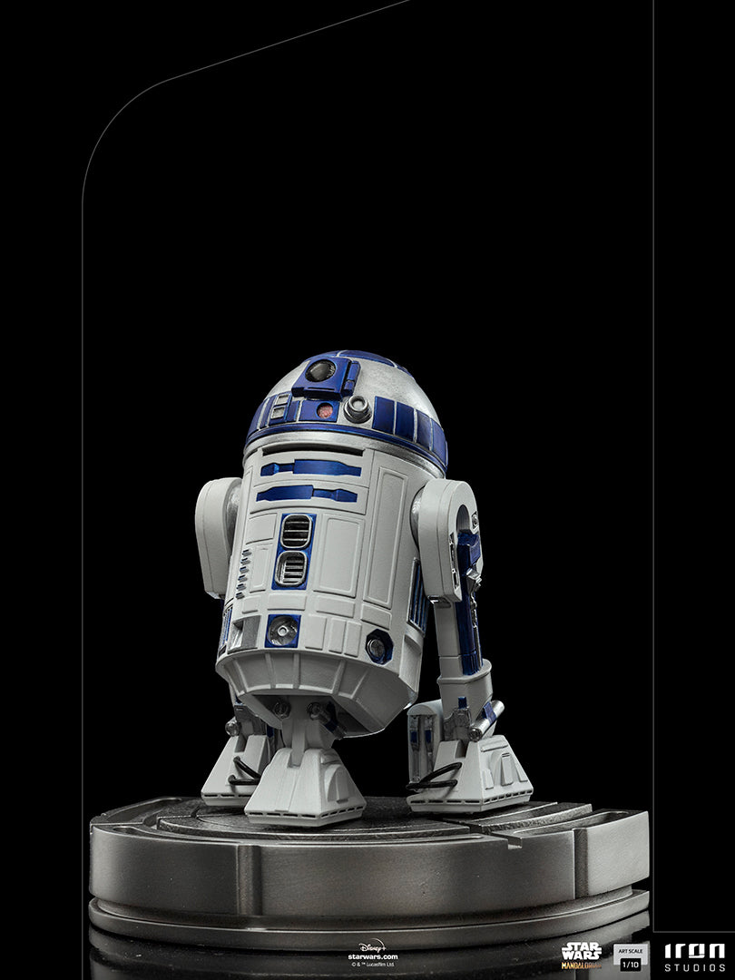 PRE-ORDER Star Wars: The Mandalorian - R2-D2 Art Scale 1/10