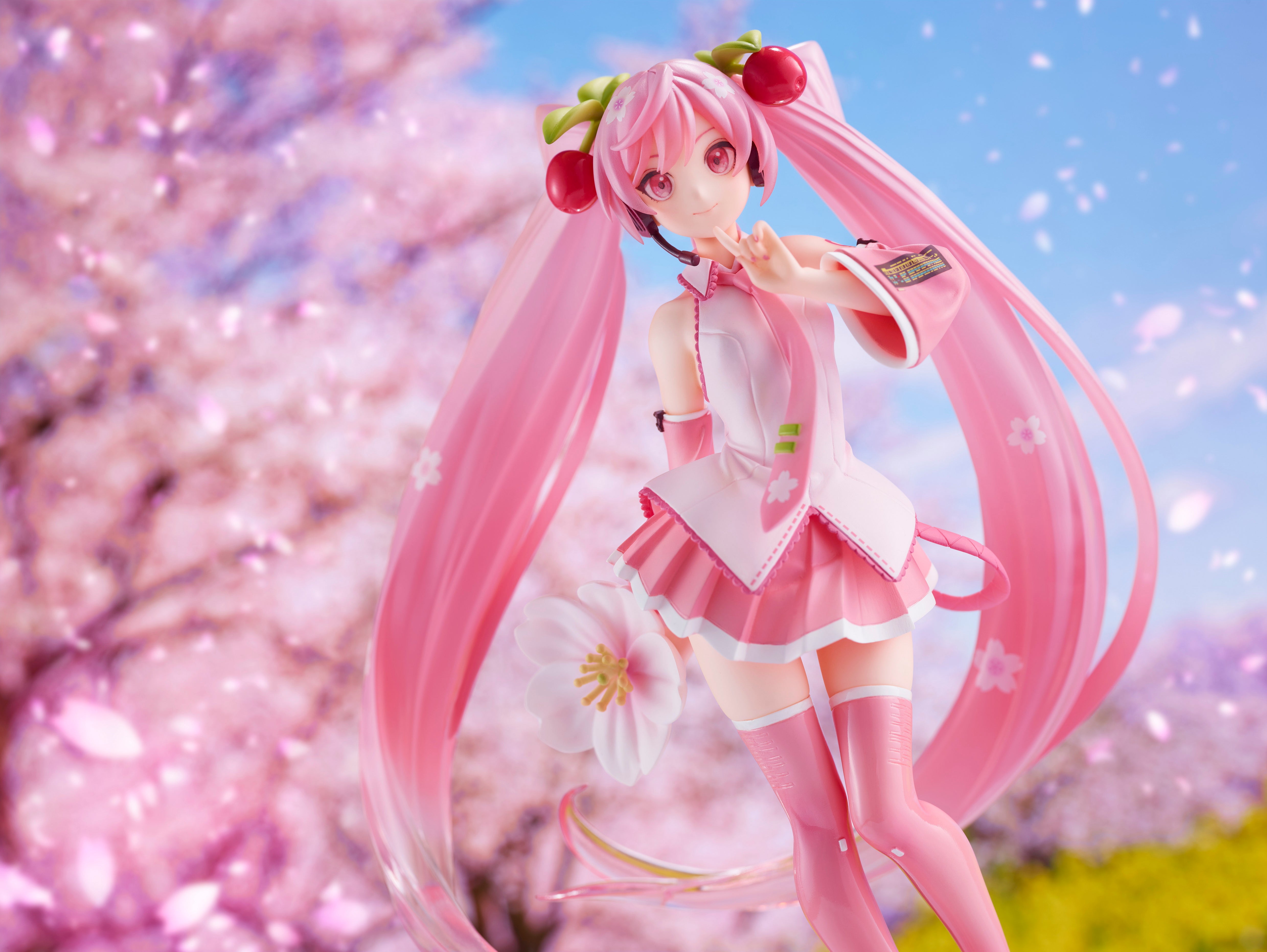 PRE-ORDER Vocaloid - Sakura Miku: Newly Drawn 2021 Ver.