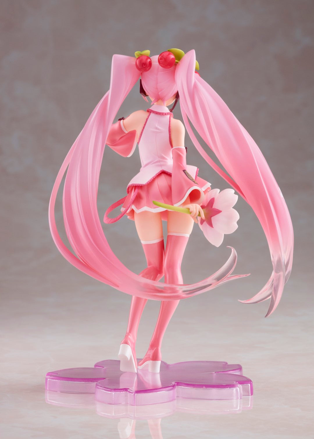 PRE-ORDER Character Vocal Series 01: Hatsune Miku - Sakura Miku: Newly Written Figure 2021 Ver