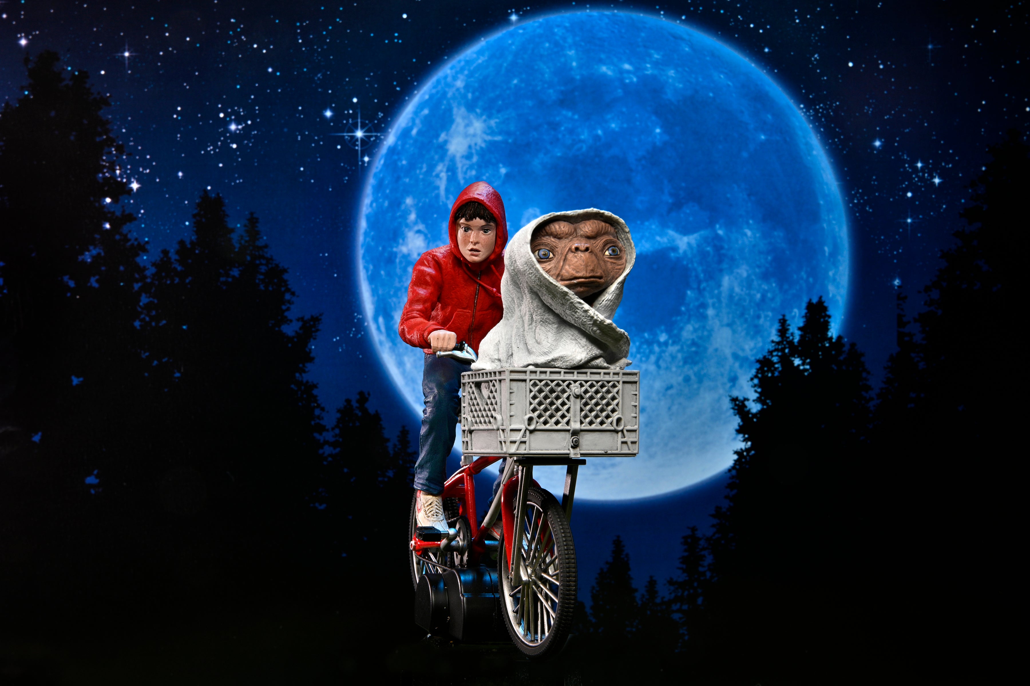 PRE-ORDER 7-inch Action Figure - E.T. 40th Anniversary - Elliot & E.T. on Bicycle