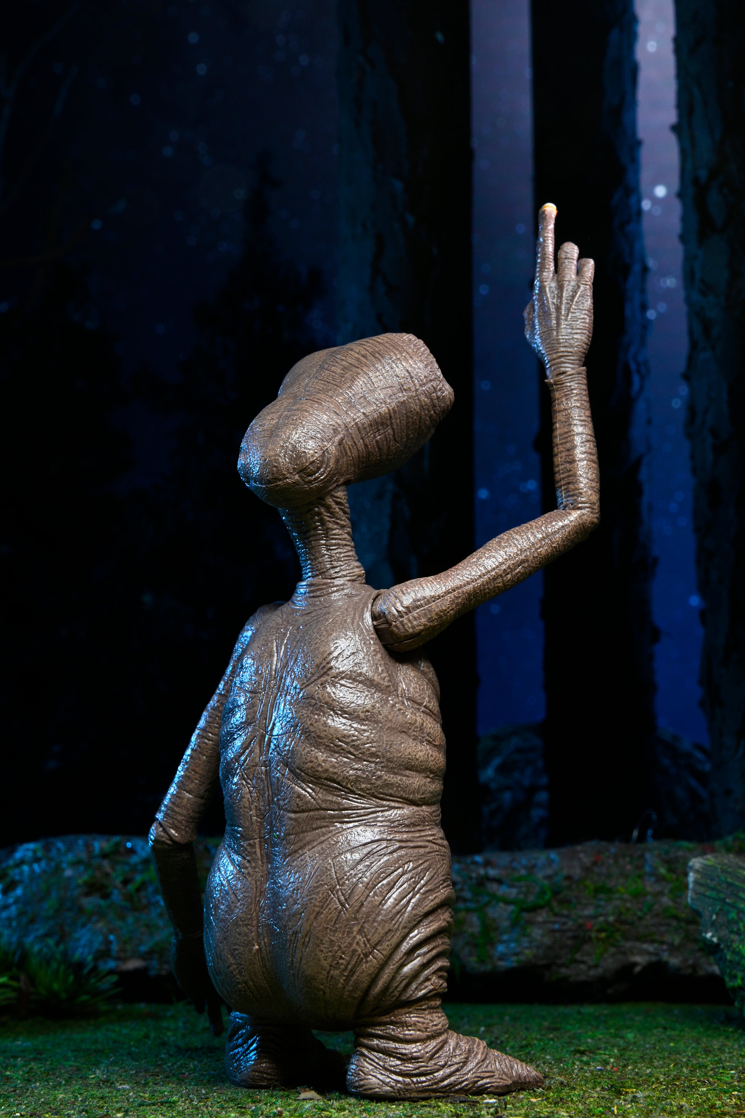 PRE-ORDER 7-inch Action Figure - E.T. 40th Anniversary - Ultimate E.T.