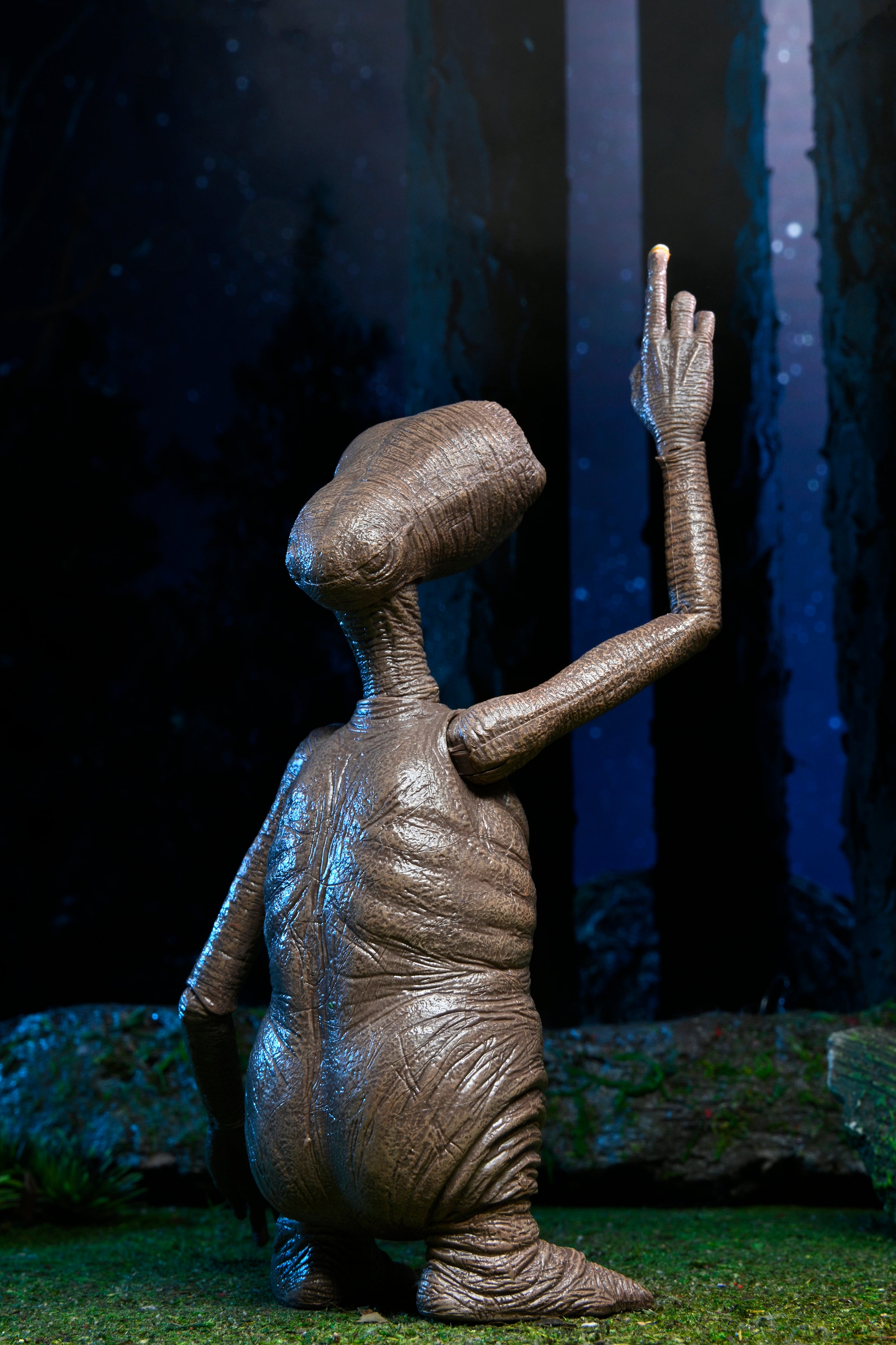 PRE-ORDER 7-inch Action Figure - E.T. 40th Anniversary - Ultimate E.T.