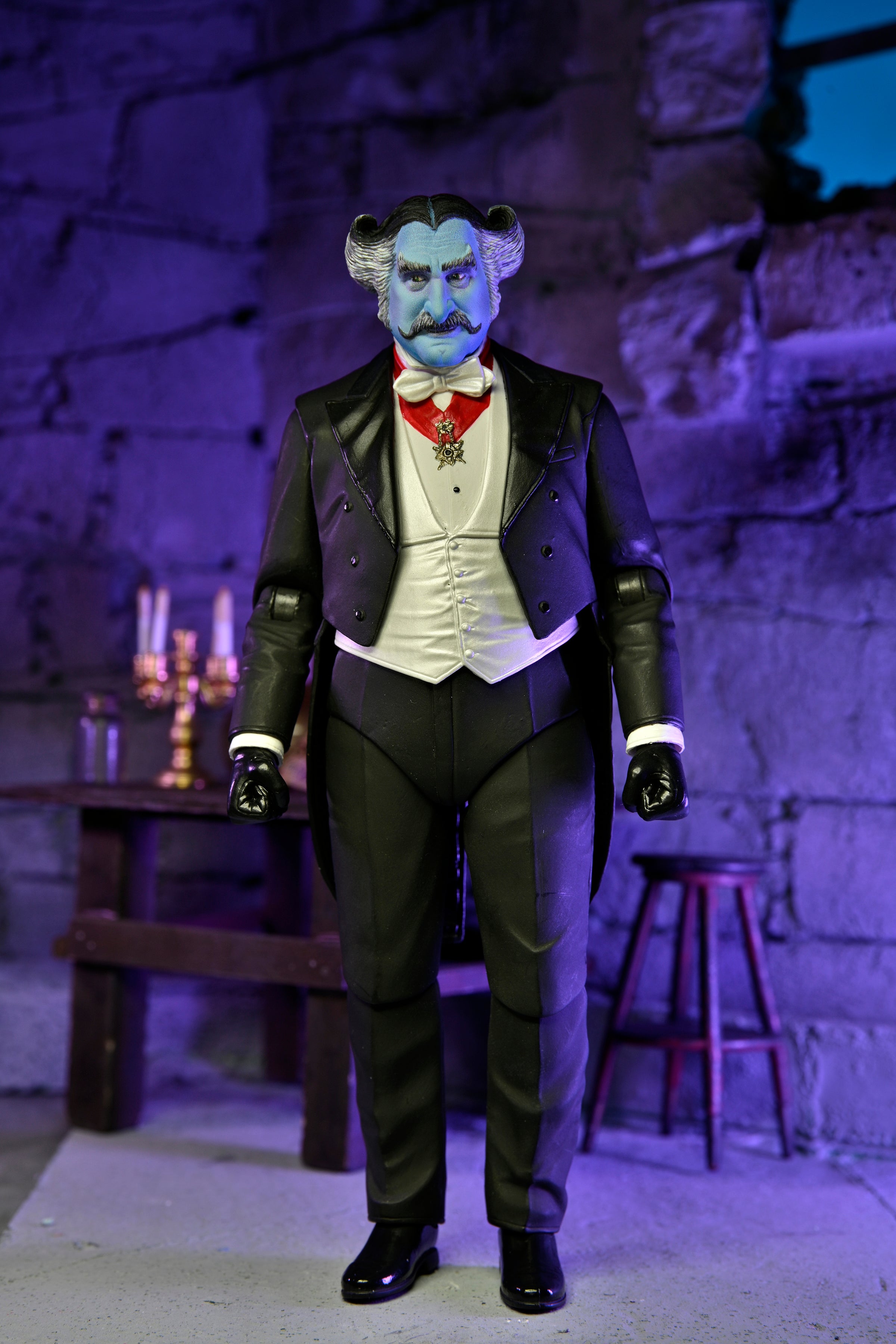 PRE-ORDER 7-inch Action Figure - Rob Zombie’s The Munsters - Ultimate The Count