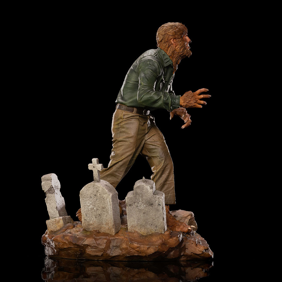 PRE-ORDER Universal Monsters - The Wolf Man Deluxe Art Scale 1/10