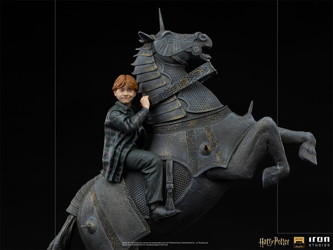 PRE-ORDER Harry Potter - Ron Weasley at the Wizard Chess Deluxe Art Scale 1/10