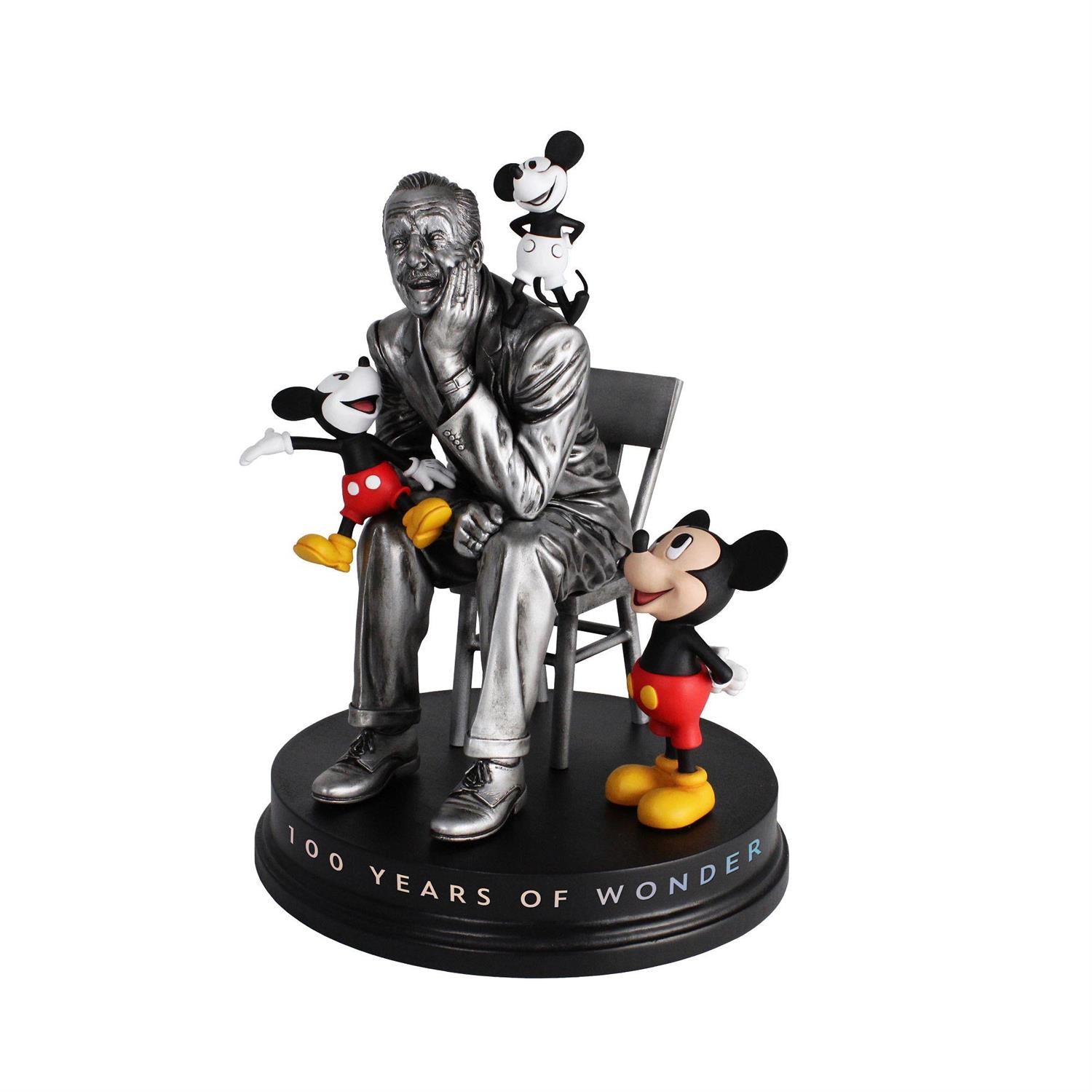 PRE-ORDER Grand Jester Collection - D100 Walt with Mickey Mouse