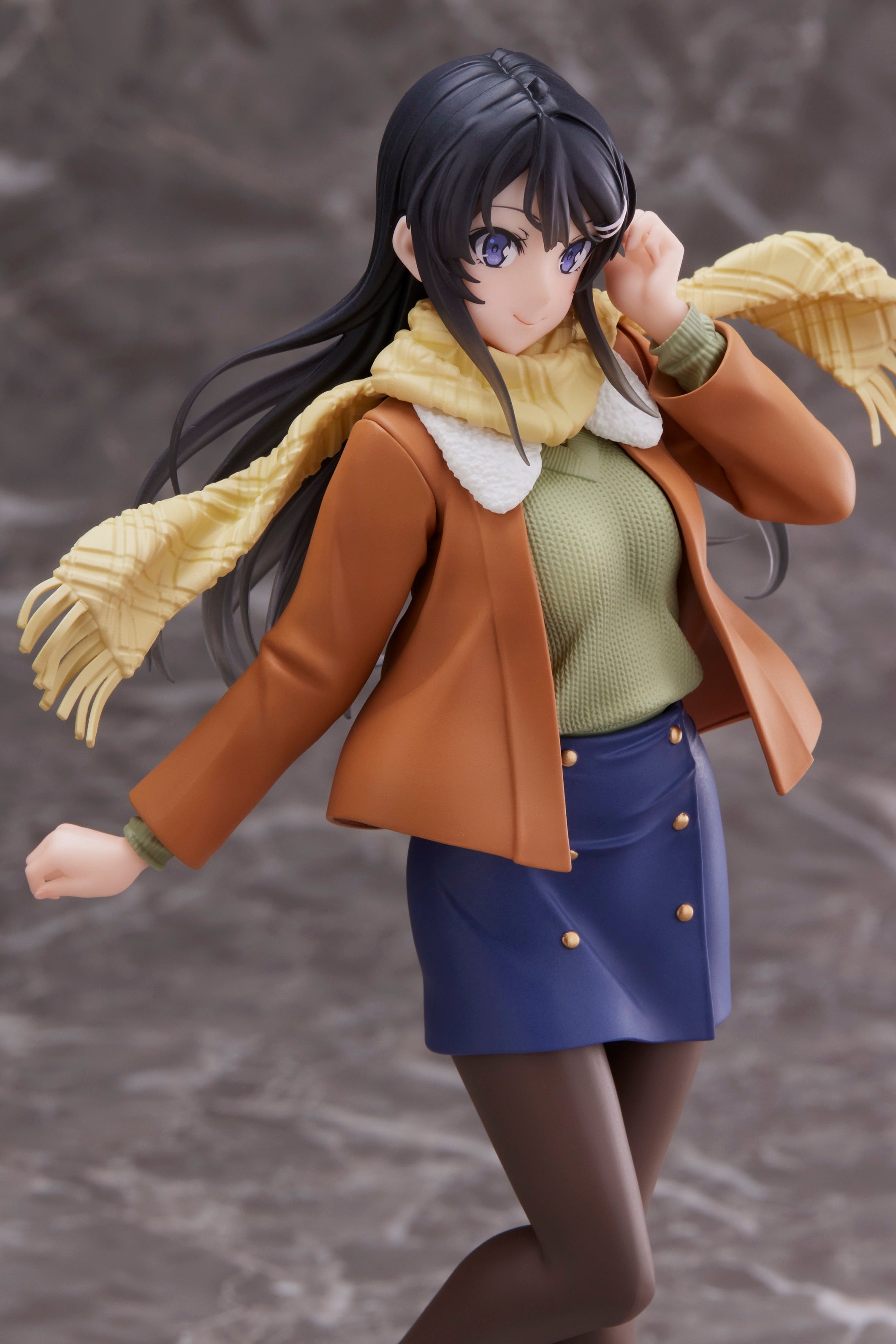 PRE-ORDER Rascal Does Not Dream of a Dreaming Girl Coreful Figure - Mai Sakurajima: Winter Wear Ver.