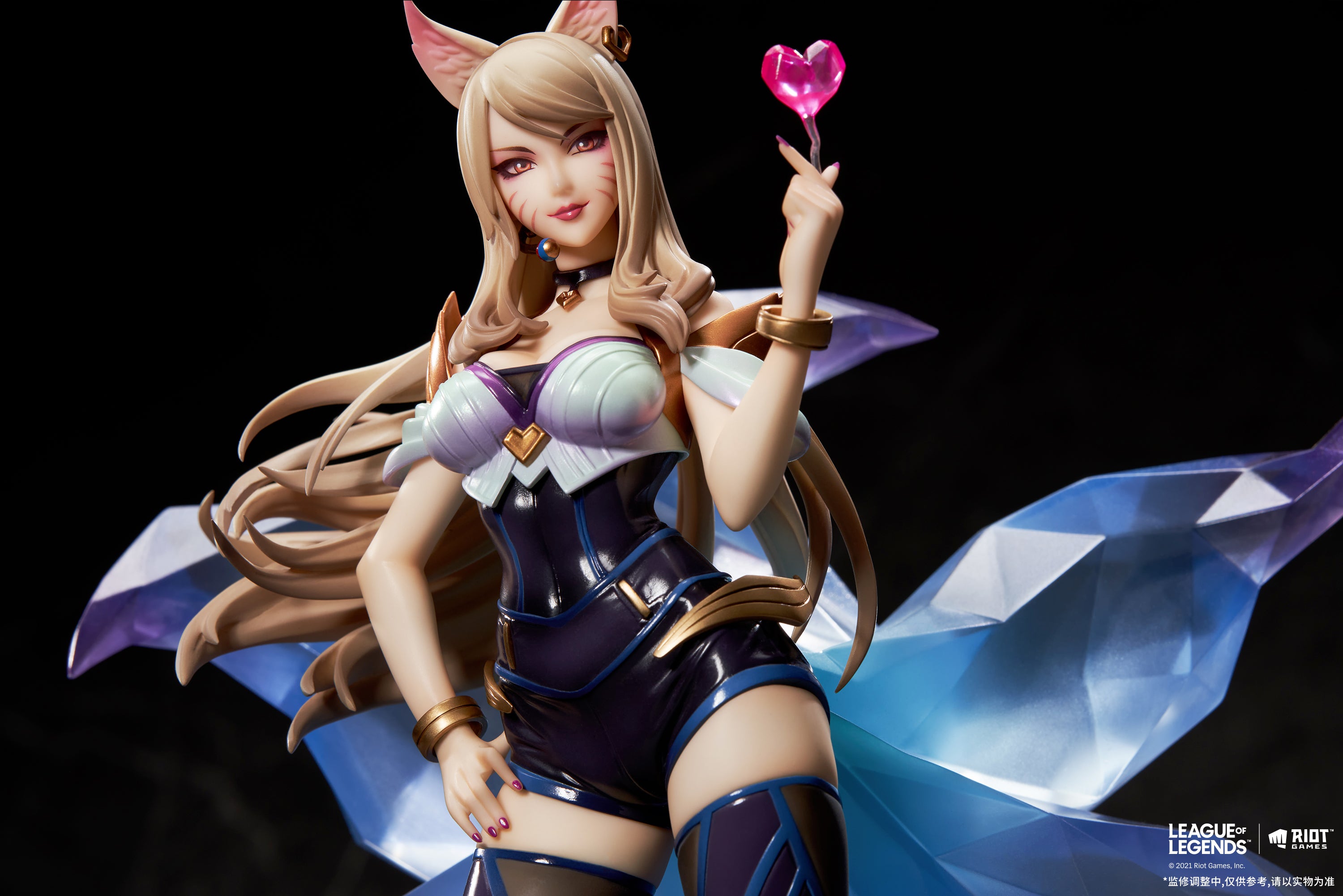 PRE-ORDER League of Legends - K/DA Ahri 1/7