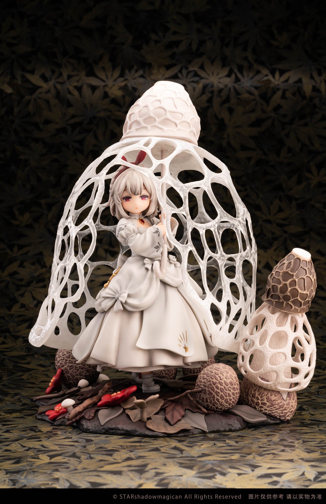 PRE-ORDER Mushroom Girl Series - Dictyophora Indusiata 1/1
