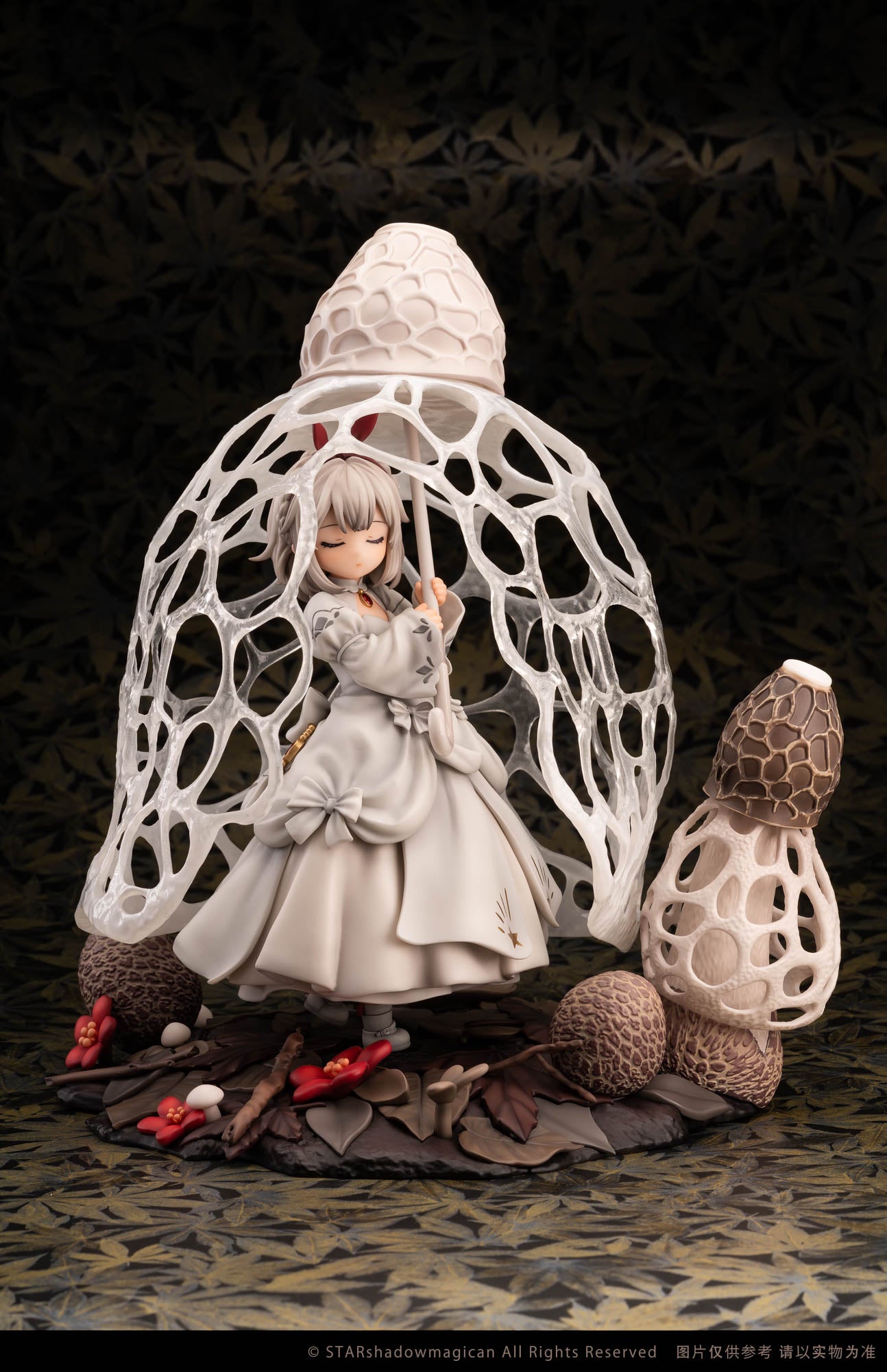 PRE-ORDER Mushroom Girl Series - Dictyophora Indusiata 1/1