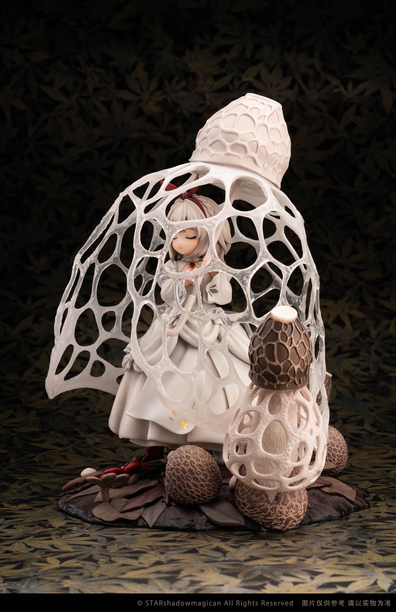 PRE-ORDER Mushroom Girl Series - Dictyophora Indusiata 1/1