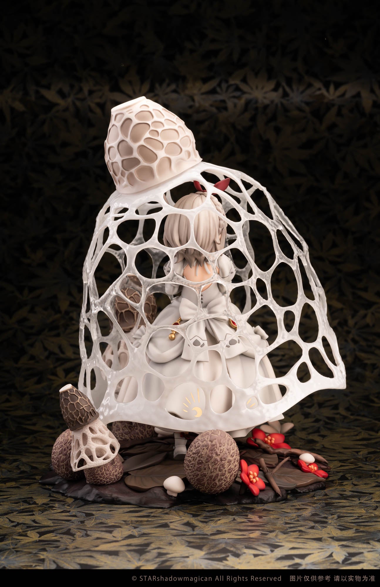 PRE-ORDER Mushroom Girl Series - Dictyophora Indusiata 1/1