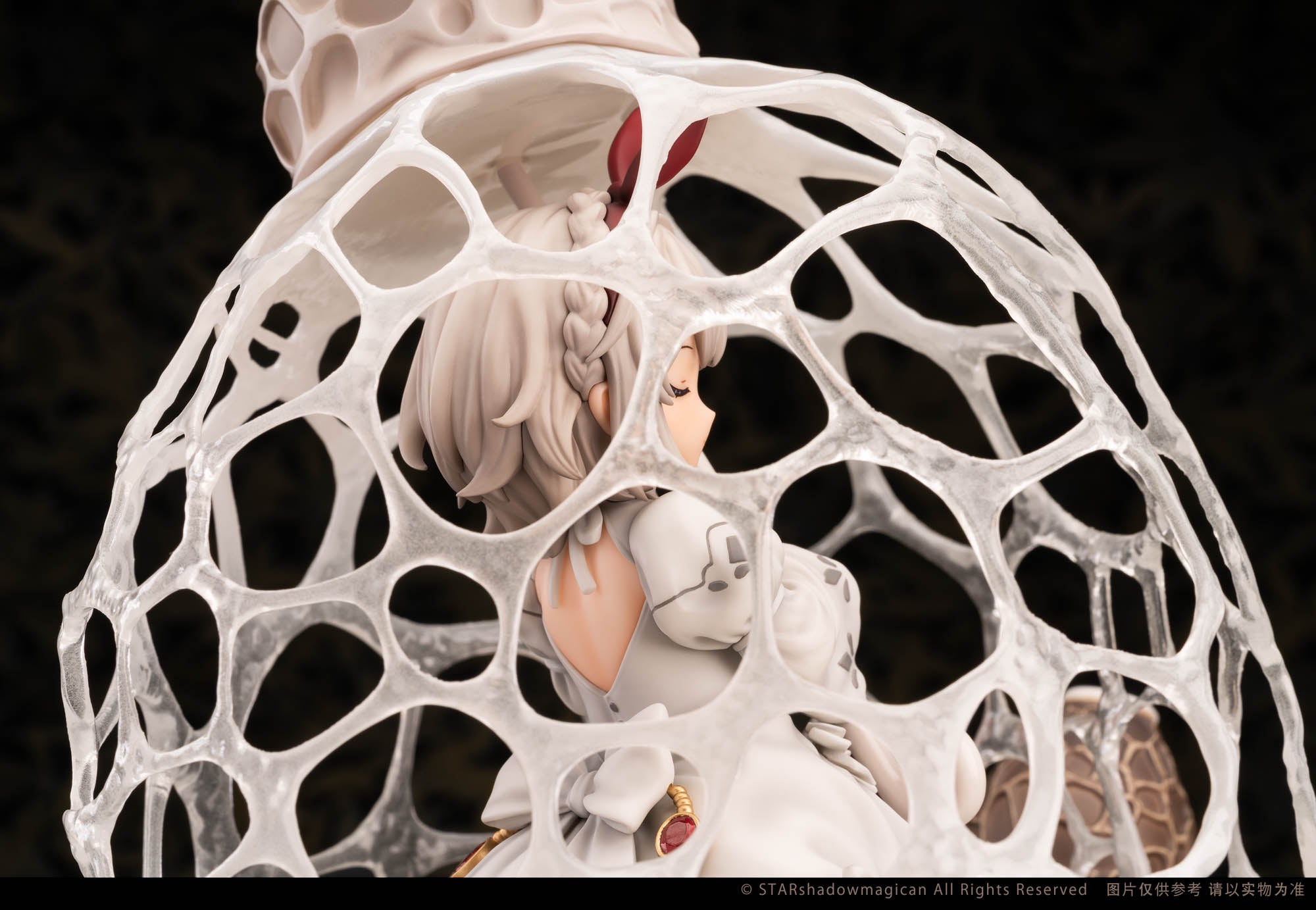 PRE-ORDER Mushroom Girl Series - Dictyophora Indusiata 1/1