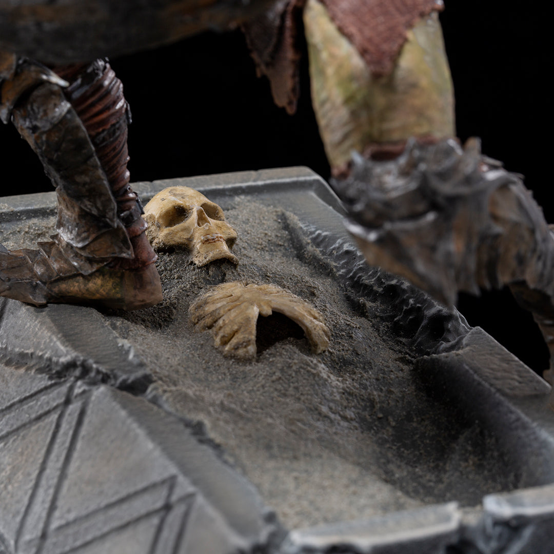 PRE-ORDER Lord of the Rings - Armored Orc BDS Art Scale 1/10