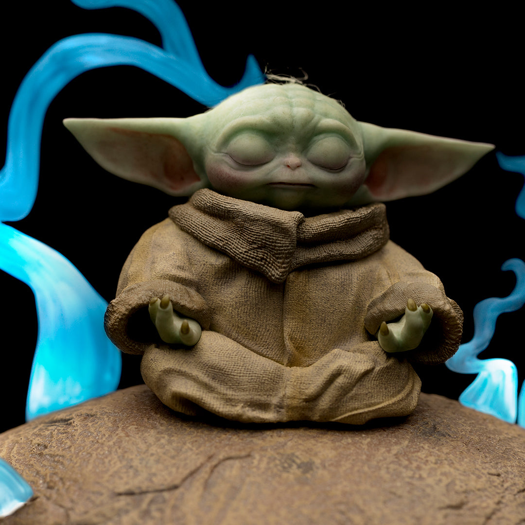 PRE-ORDER The Mandalorian - Grogu Legacy Replica 1/4