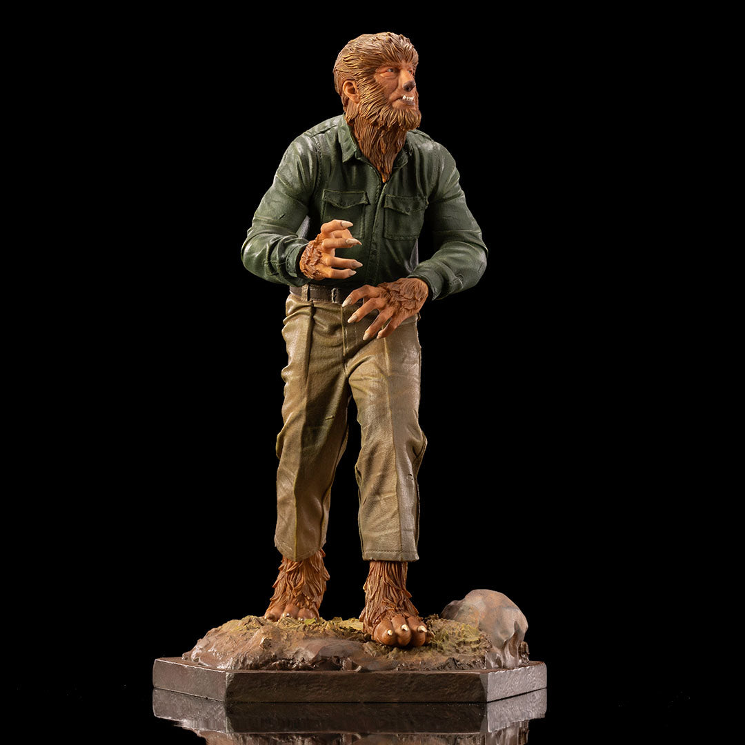 PRE-ORDER Universal Monsters - The Wolf Man Art Scale 1/10