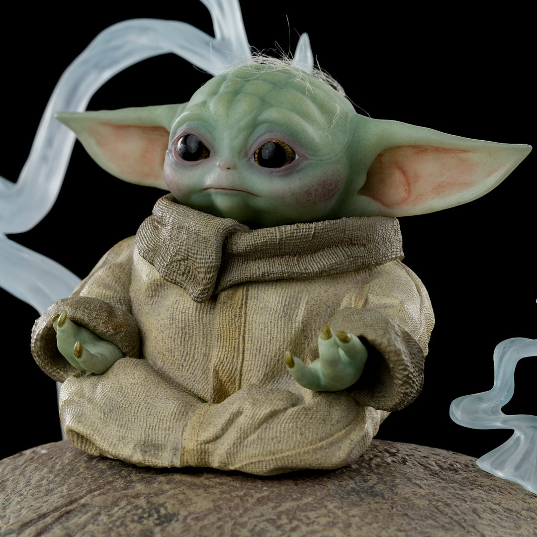 PRE-ORDER The Mandalorian - Grogu Legacy Replica 1/4