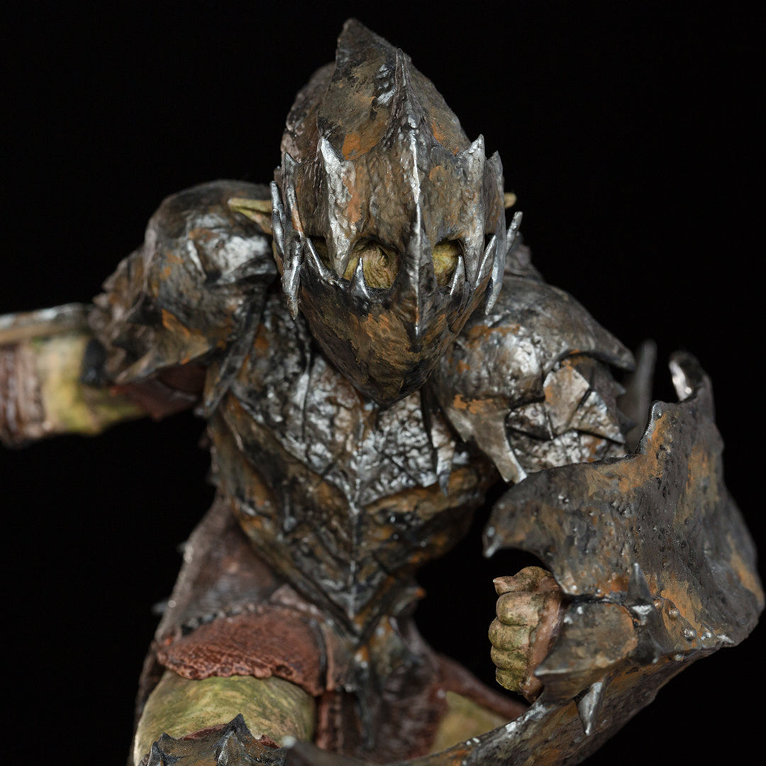 PRE-ORDER Lord of the Rings - Armored Orc BDS Art Scale 1/10