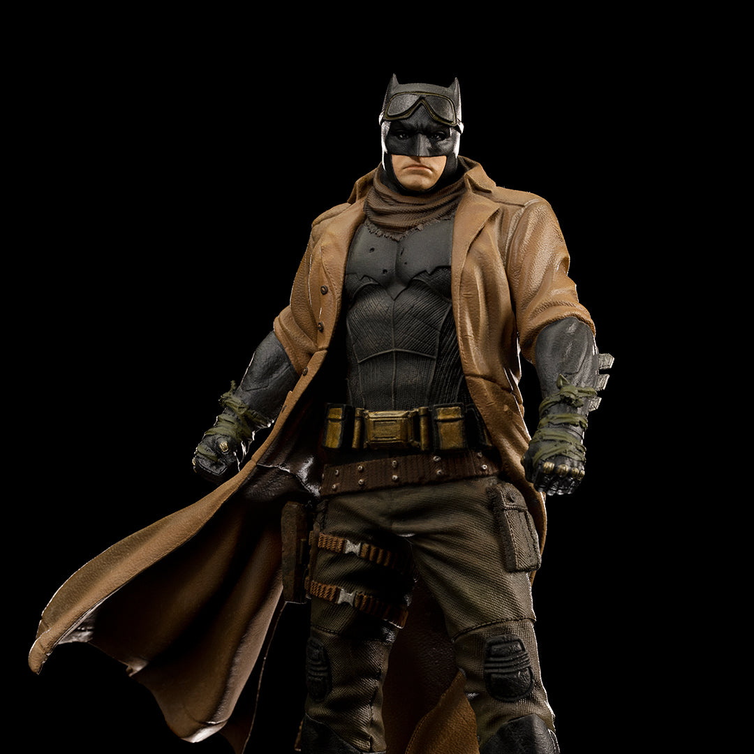 PRE-ORDER Zack Snyder's Justice League - Knightmare Batman Art Scale 1/10