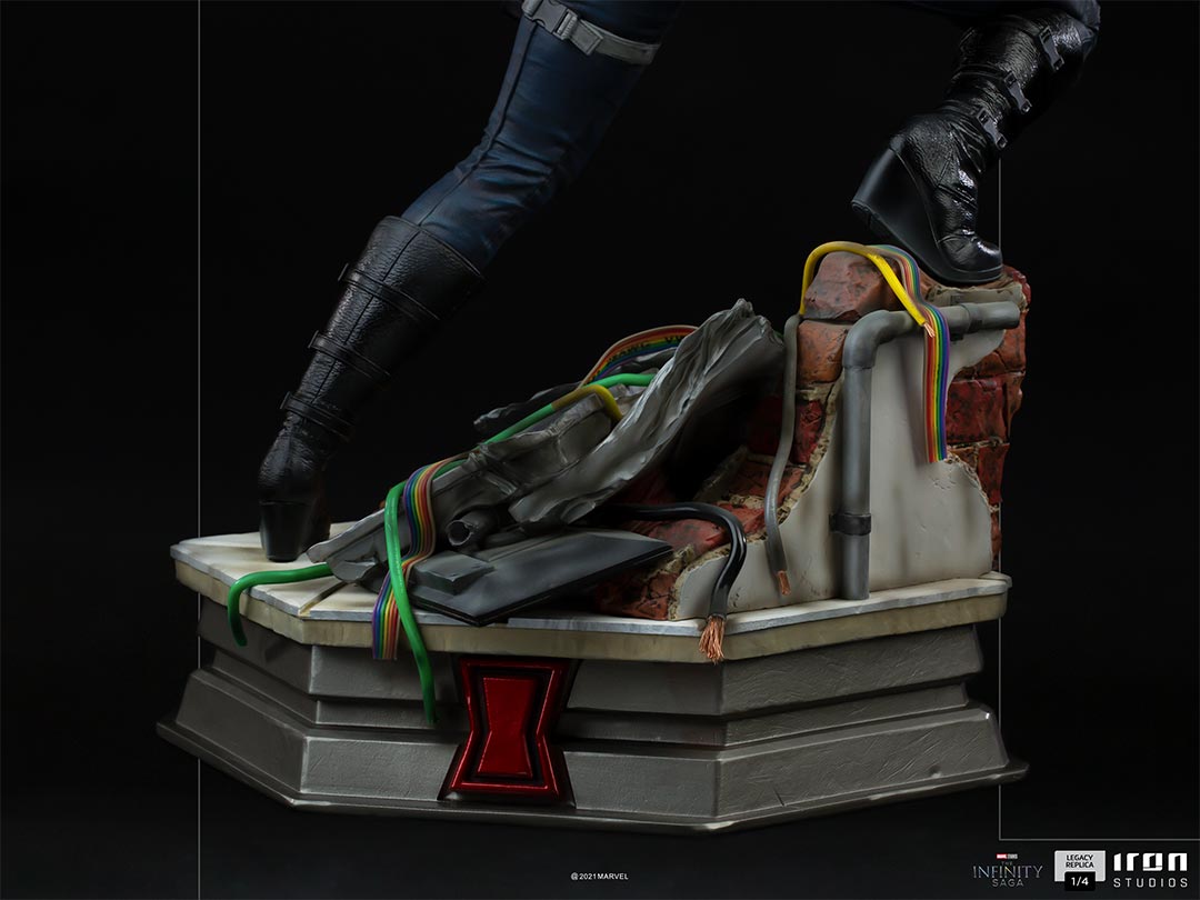 PRE-ORDER The Infinity Saga - Black Widow Legacy Replica 1/4