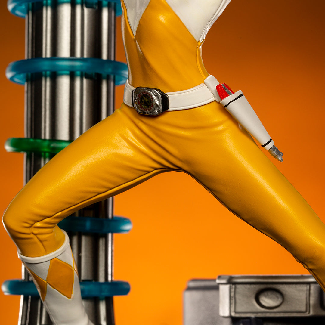 PRE-ORDER Mighty Morphin Power Rangers - Yellow Ranger BDS Art Scale 1/10