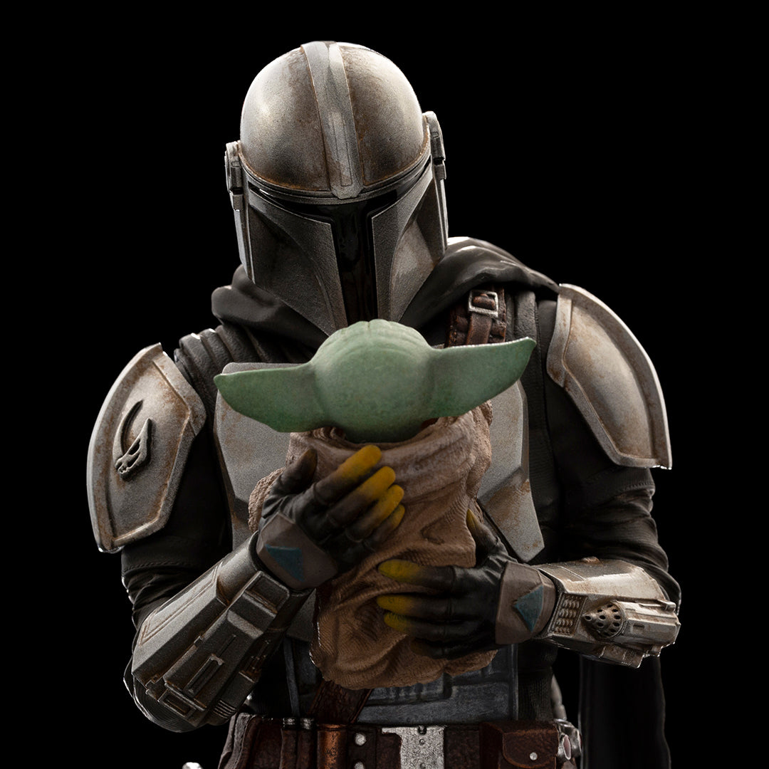 PRE-ORDER The Mandalorian - The Mandalorian and Grogu Art Scale 1/10