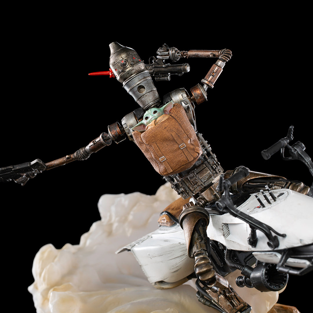 PRE-ORDER The Mandalorian - IG-11 and The Child Deluxe BDS Art Scale 1/10