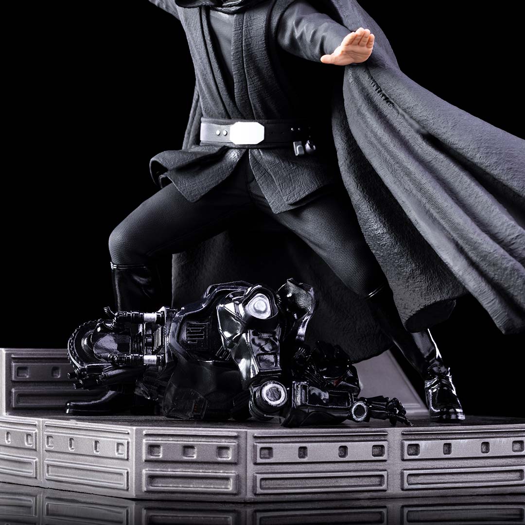 PRE-ORDER The Mandalorian - Luke Skywalker Combat Version BDS Art Scale 1/10