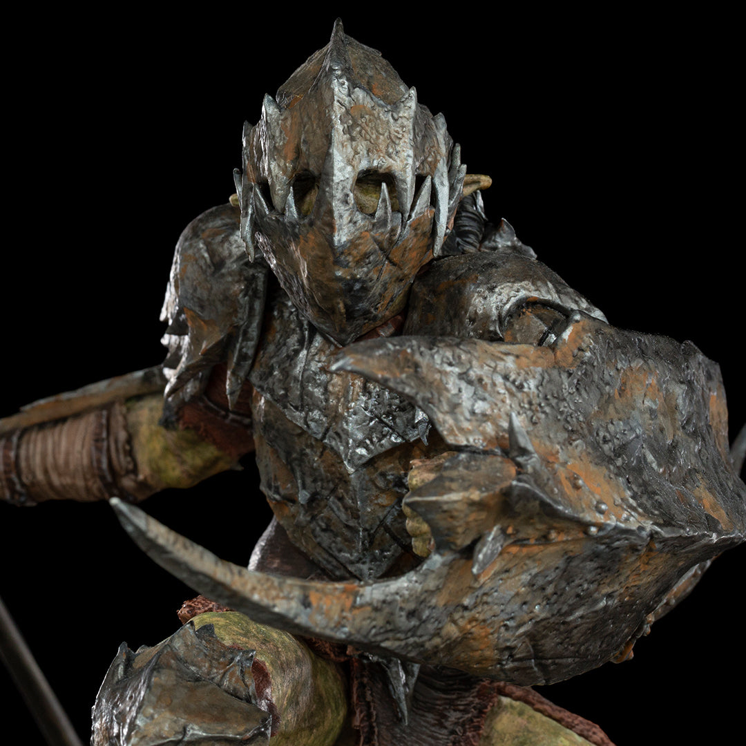 PRE-ORDER Lord of the Rings - Armored Orc BDS Art Scale 1/10