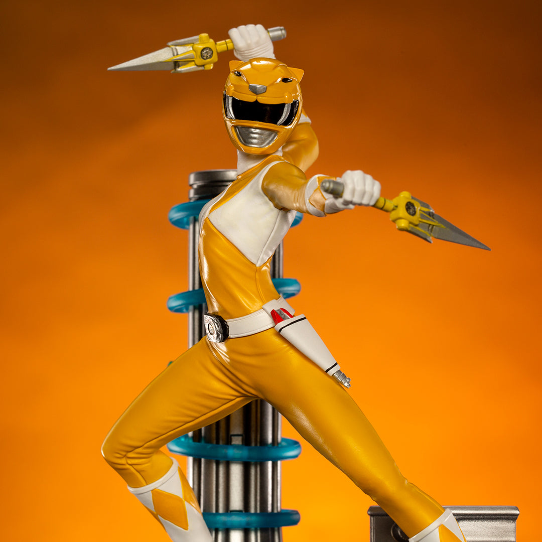 PRE-ORDER Mighty Morphin Power Rangers - Yellow Ranger BDS Art Scale 1/10