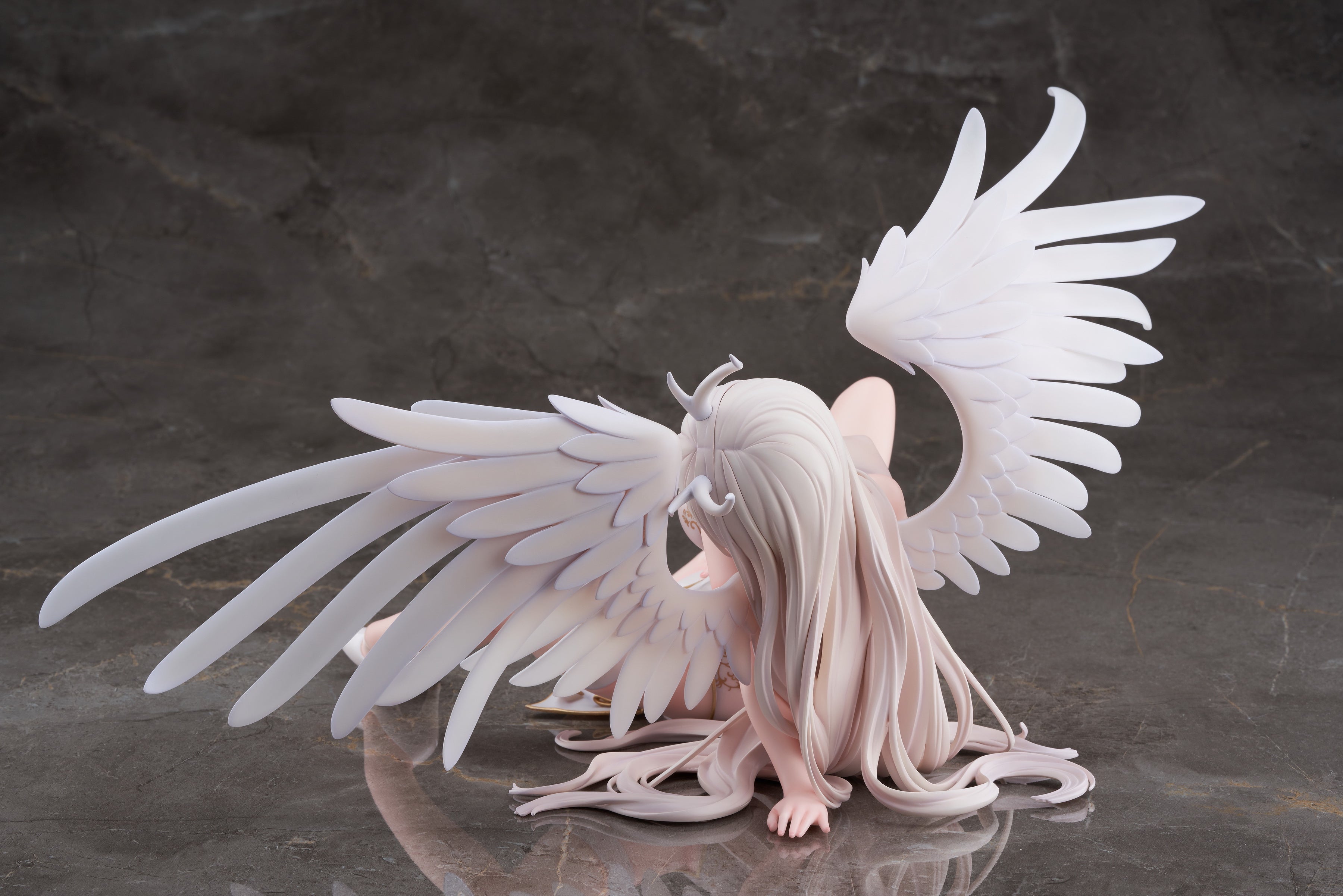 PRE-ORDER White Angel 1/4
